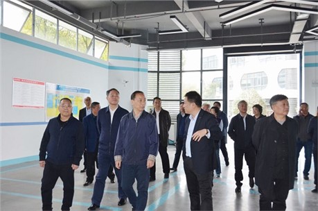 湖南省人大常委會原副主任、湖南異地商會聯(lián)合會顧問陳君文一行蒞臨九九調研指導